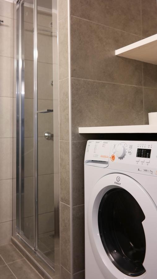 Modern Downtown Flat Near The Acropolis By Upstreet Apartment Athens Ngoại thất bức ảnh